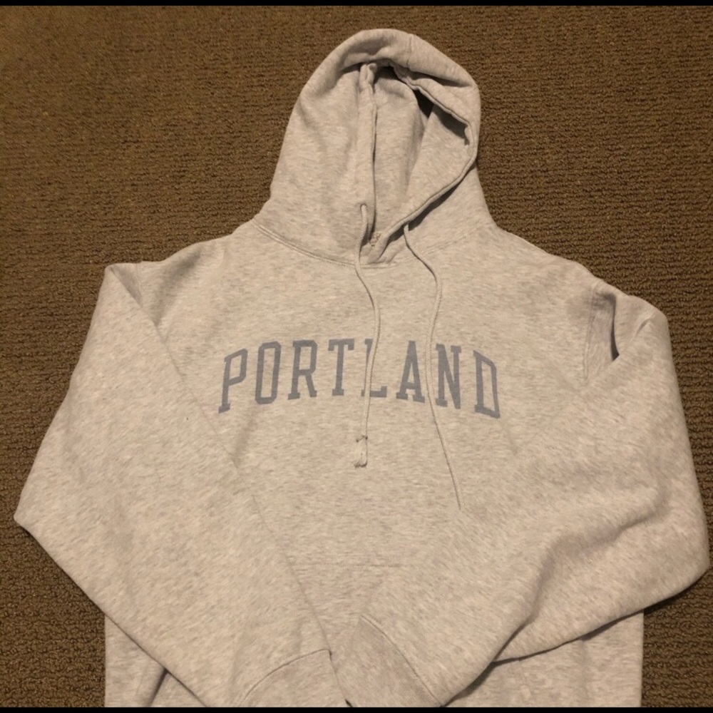 Brandy Melville Portland sweatshirt
